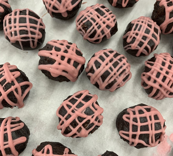 Dark Chocolate Cake Bites with raspberry chocolate